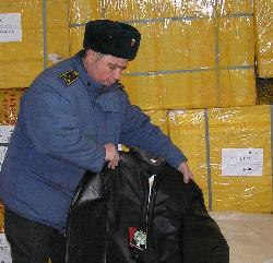 Митниця вилучила курток на півмільйона