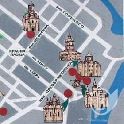 Поруч з привидами підуть туристи у Чернігові. ФОТО