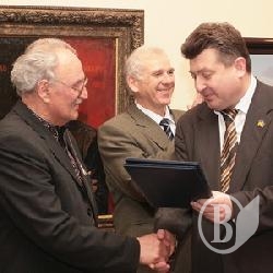Народний художник України Володимир Ємець: Перша виставка у новій якості. ФОТОрепортаж Народний художник України Володимир Ємець: Перша виставка у новій якості. ФОТОрепортаж
