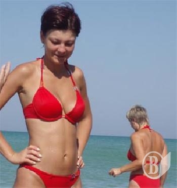 Класний червоний семафор. Пляжний варіант. ФОТОзгадка Класний червоний семафор. Пляжний варіант. ФОТОзгадка