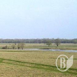 Повінь: У Дирчин вже можна і на «дирчику» Повінь: У Дирчин вже можна і на «дирчику»
