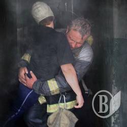 Пожежа: Рятувальники евакуювали 15 жителів. ФОТО Пожежа: Рятувальники евакуювали 15 жителів. ФОТО