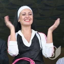 Всім боятись! Жінки вболівають за своїх! ФОТОрепортаж Всім боятись! Жінки вболівають за своїх! ФОТОрепортаж