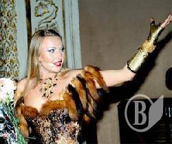 За ніжки, голос, талію – світ визнав і Камалію! ФОТОракурс За ніжки, голос, талію – світ визнав і Камалію! ФОТОракурс