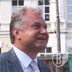Танці на могилах, або Фонтан мера вже грає. ФОТО Танці на могилах, або Фонтан мера вже грає. ФОТО