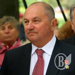 Зіркам роздали язичеських ідолів Зіркам роздали язичеських ідолів