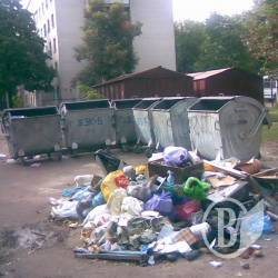 Чернігівське сміттєзвалище «поширилось» на спальні райони? ФОТОфакт Чернігівське сміттєзвалище «поширилось» на спальні райони? ФОТОфакт