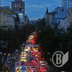 Київ помре від автопробок? Від Чернігова до столиці - жодного моста через Дніпро