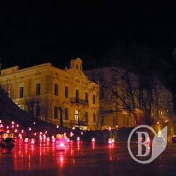 Запали свічку на підвіконні Запали свічку на підвіконні