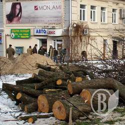 Черговий депутат забудовує ласий зелений шмат в центрі Чернігова. ФОТОрепортаж Черговий депутат забудовує ласий зелений шмат в центрі Чернігова. ФОТОрепортаж