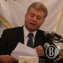Чи заслуговує чернігівська міськрада на звання «Будяк року - 2008»? Чи заслуговує чернігівська міськрада на звання «Будяк року - 2008»?