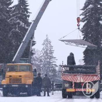 Фонтан мера прикрили. ФОТО
