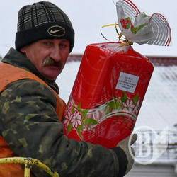 Цукерку свою не віддам нікому! ФОТОракурс Цукерку свою не віддам нікому! ФОТОракурс