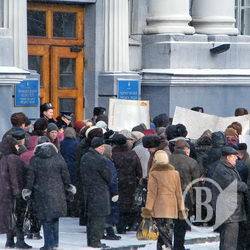 Кому землю, кому гімн: Сесія Чернігівської міськради Кому землю, кому гімн: Сесія Чернігівської міськради