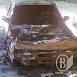 Спалили авто голови одеської «Свободи». ФОТО Спалили авто голови одеської «Свободи». ФОТО
