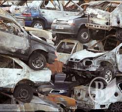 317 автомобілів спалили до Дня взяття Бастилії 317 автомобілів спалили до Дня взяття Бастилії
