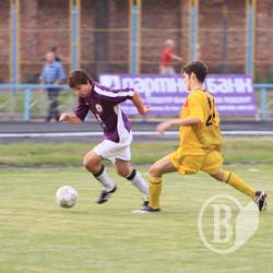 Футбол: Десна - Зірка - 2:1. ФОТО
