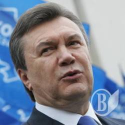 Янукович: Чорноморський флот РФ може залишитися в Криму Янукович: Чорноморський флот РФ може залишитися в Криму