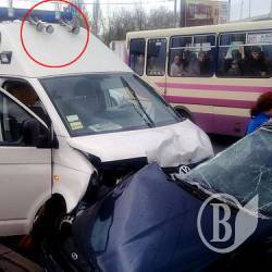 Кортеж Януковича вбив київського таксиста. Відео