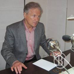 Костенко засудив антиукраїнські домовленості Януковича-Медвєдєва Костенко засудив антиукраїнські домовленості Януковича-Медвєдєва