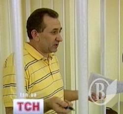 Екс-суддя Зварич намагався з‘їсти свою кримінальну справу Екс-суддя Зварич намагався з‘їсти свою кримінальну справу