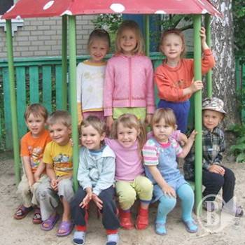 Дітворі у Мені ніде збудувати пісочної фортеці. ФОТО Дітворі у Мені ніде збудувати пісочної фортеці. ФОТО