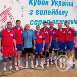 Черниговские ветераны волейбола – в десятке лучших Черниговские ветераны волейбола – в десятке лучших