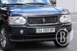 Сирота Олег Ляшко приїхав до Ради на Land Rover за 1,5 млн.грн.