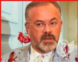 Студентка дала Табачнику ляпаса букетом квітів на міжнародному саміті (оновлено) Студентка дала Табачнику ляпаса букетом квітів на міжнародному саміті (оновлено)