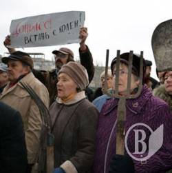 Вила стали інструментом політики в Донбасі Вила стали інструментом політики в Донбасі