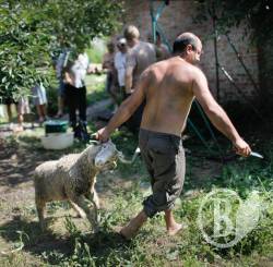 Ассірійці з усього світу з’їхалися до Ніжина на храмове свято (відео, фото) Ассірійці з усього світу з’їхалися до Ніжина на храмове свято (відео, фото)