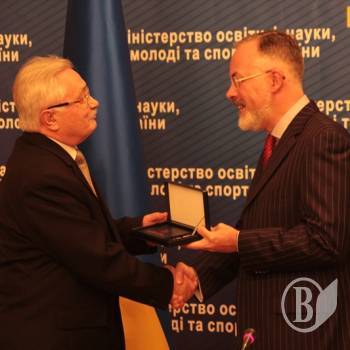 ³     쳿     2012  ()