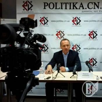 Депутат Атрошенко дав відверту переконливу прес-конференцію (відео) Депутат Атрошенко дав відверту переконливу прес-конференцію (відео)