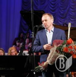 Steinway презентували на концерті музучилища (фото,відео) Steinway презентували на концерті музучилища (фото,відео)