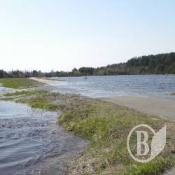 Десна: +1. Вода підкрадається… Десна: +1. Вода підкрадається…
