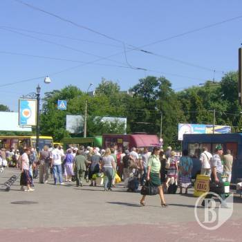 Простий аргумент, чому не треба піднімати ціну на проїзд: цього транспорту надто багато Простий аргумент, чому не треба піднімати ціну на проїзд: цього транспорту надто багато