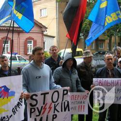 Чернігівська Свобода вимагала у російського консульства повернути українського рибалку