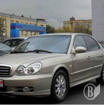 Осіння соната: Бабуся-водій на авто