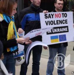 Сенатор у Вашингтоні зробив свої висновки про євроємайдан і Україну Сенатор у Вашингтоні зробив свої висновки про євроємайдан і Україну
