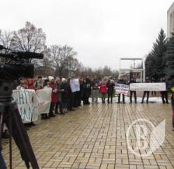  Міліція служить народу чи прислужує Захарченку?