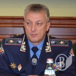 Міліція послухала чернігівців і посадила Демченка … у крісло начальника Міліція послухала чернігівців і посадила Демченка … у крісло начальника
