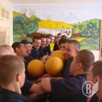 Боротьба Вірусу та малолітніх злочинців Боротьба Вірусу та малолітніх злочинців