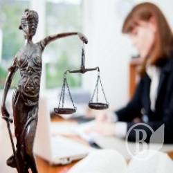 Держава гарантує безкоштовну консультацію адвоката Держава гарантує безкоштовну консультацію адвоката