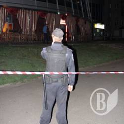 Нічні гульки перервали на розшук вибухівки – злий жарт телефонного хулігана Нічні гульки перервали на розшук вибухівки – злий жарт телефонного хулігана