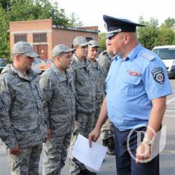 Чернігівські ДАІ-ки поїхали на Схід Чернігівські ДАІ-ки поїхали на Схід