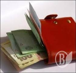 Безробітний сидів на двох стільцях – торгував і допомогу отримував Безробітний сидів на двох стільцях – торгував і допомогу отримував