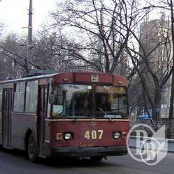 Півтори гривні і ви пасажир раритетного тролейбусу – проїзд знов дорожчає Півтори гривні і ви пасажир раритетного тролейбусу – проїзд знов дорожчає