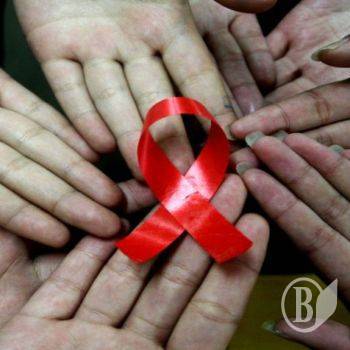 Мобільну амбулаторію для проведення тестування на ВІЛ презентують у Чернігові Мобільну амбулаторію для проведення тестування на ВІЛ презентують у Чернігові