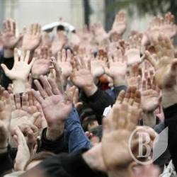 У Раді пропонують карати за проплачені мітинги