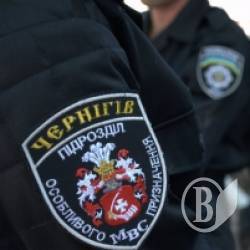 У центрі Києва у бійців батальйону «Чернігів» вилучили патрони й гранати У центрі Києва у бійців батальйону «Чернігів» вилучили патрони й гранати